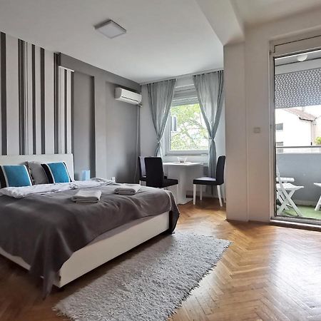 Center Apartment Iva 诺威萨 外观 照片