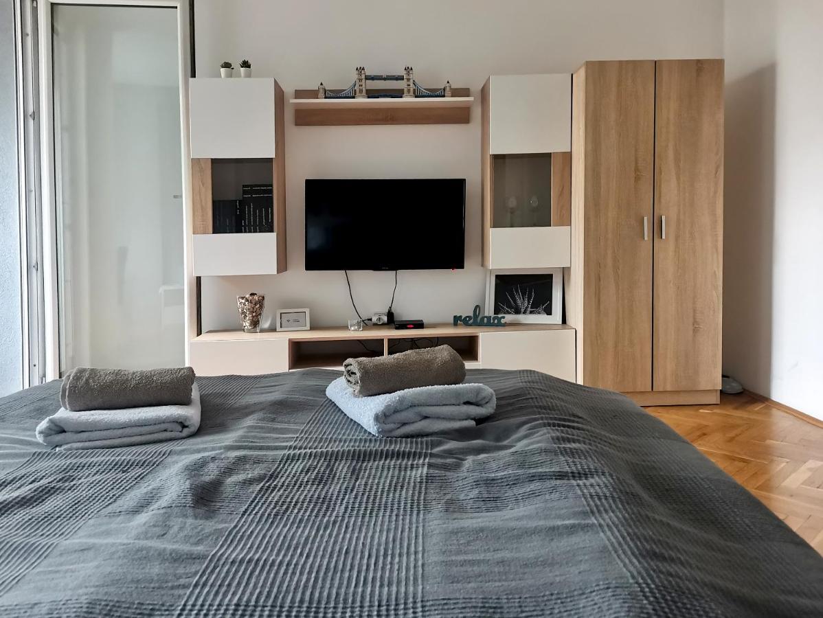 Center Apartment Iva 诺威萨 外观 照片