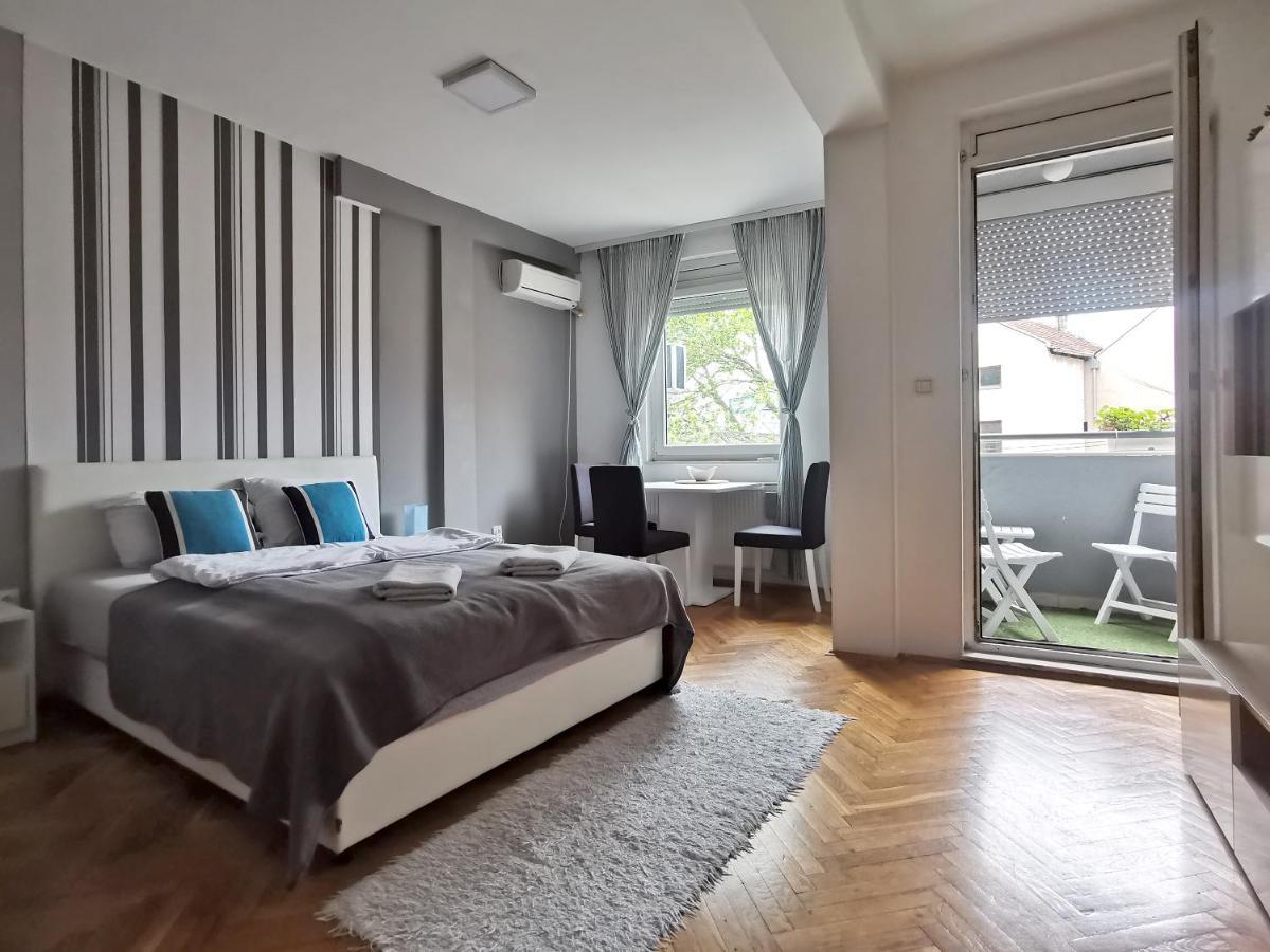 Center Apartment Iva 诺威萨 外观 照片