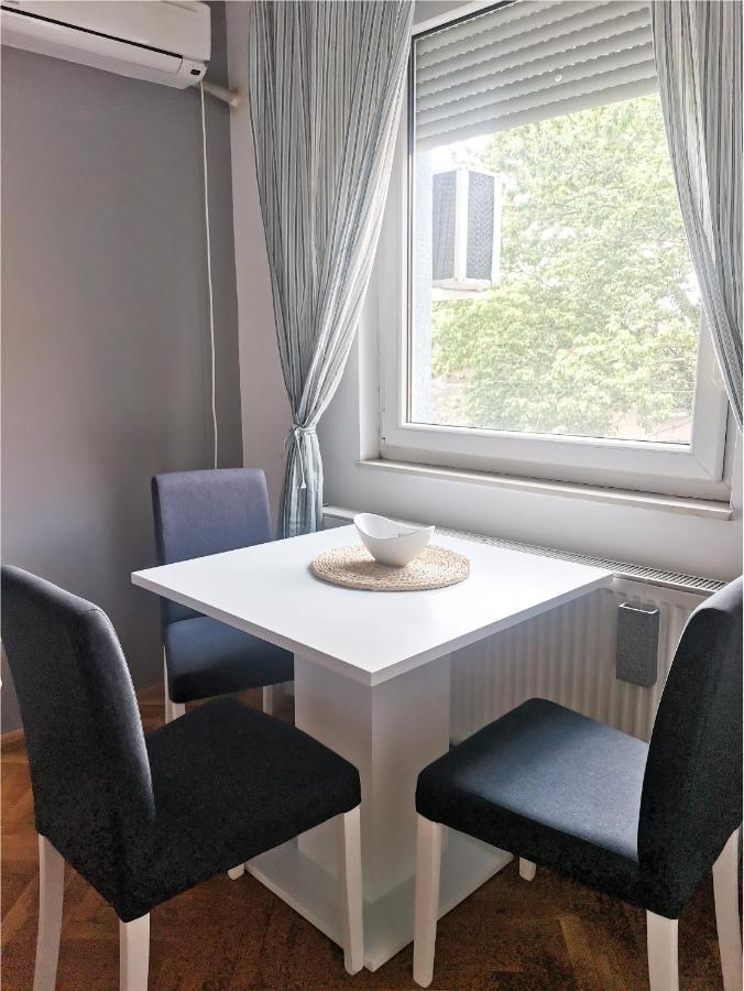Center Apartment Iva 诺威萨 外观 照片