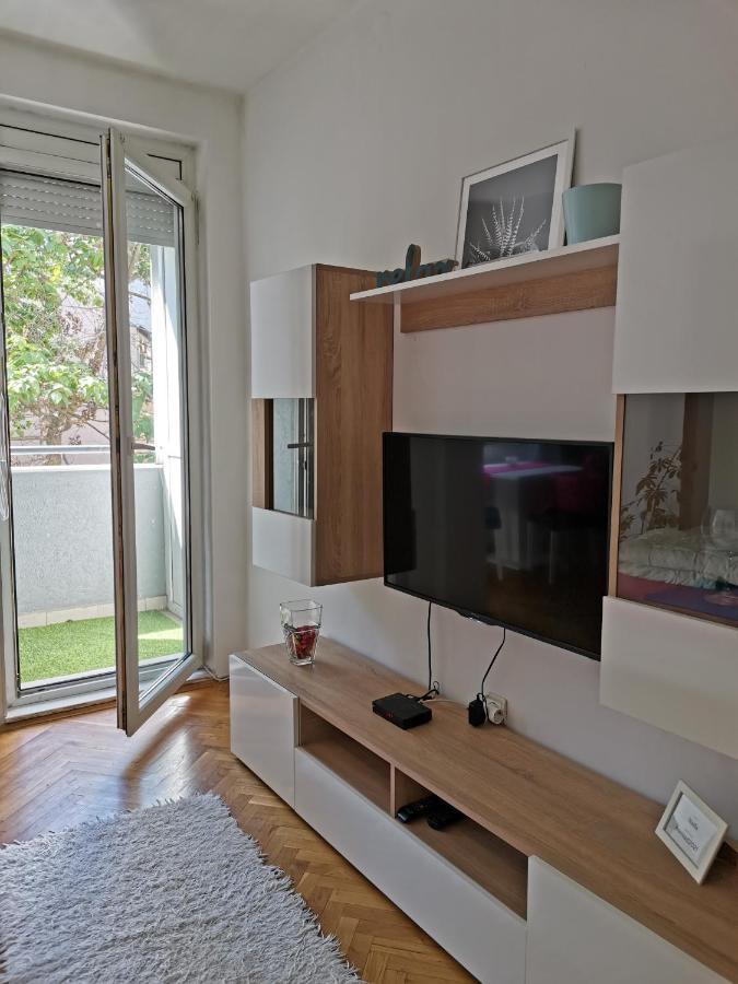 Center Apartment Iva 诺威萨 外观 照片